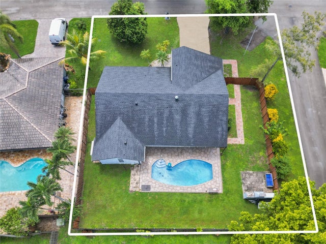 2 of 33 - 7107 Nw 39th St, Coral Springs, FL