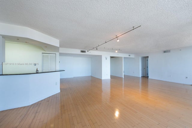 5 of 25 - 1900 Sunset Harbour Dr 1205/7, Miami Beach, FL