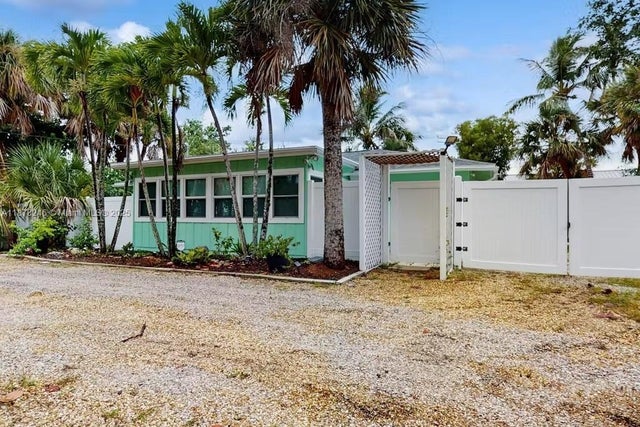 2 of 39 - 1942 Roseate Lane, Other, FL