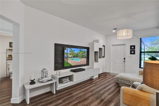 3 of 48 - 136 Sw 185th Way, Pembroke Pines, FL