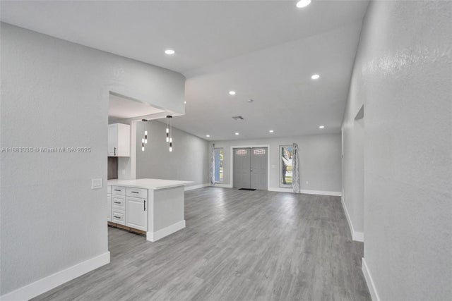 4 of 30 - 8400 Nw 7th St, Pembroke Pines, FL