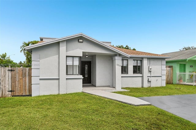 5 of 46 - 12237 Sw 193rd St, Miami, FL