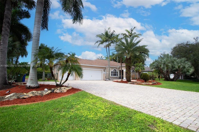 2 of 37 - 5911 Sw 199th Ave, Pembroke Pines, FL