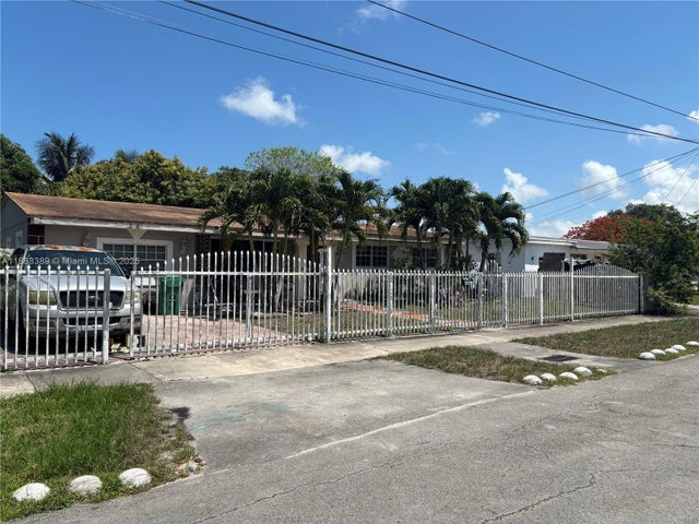 1 of 8 - N/A, Miami, FL