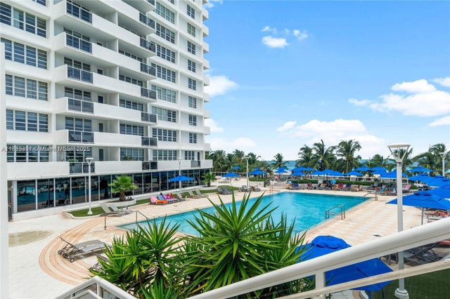 2 of 19 - 100 Lincoln Rd 1410, Miami Beach, FL