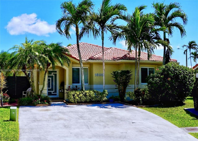 1 of 21 - 15132 Sw 140th Ter, Miami, FL