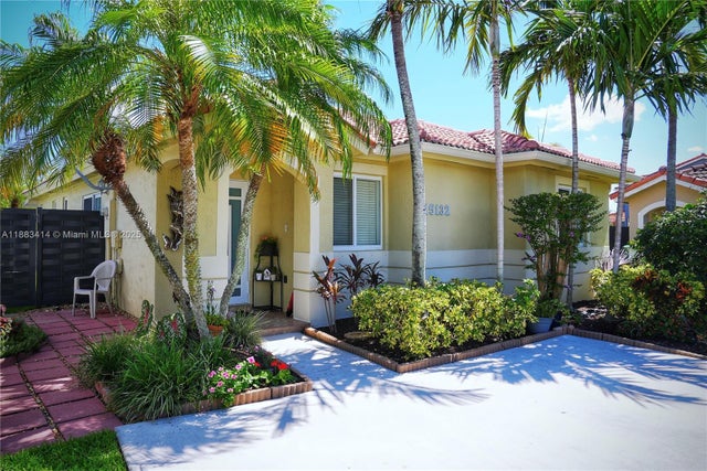 2 of 21 - 15132 Sw 140th Ter, Miami, FL