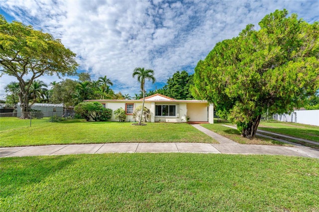 4 of 51 - 10950 Sw 53rd Dr, Miami, FL