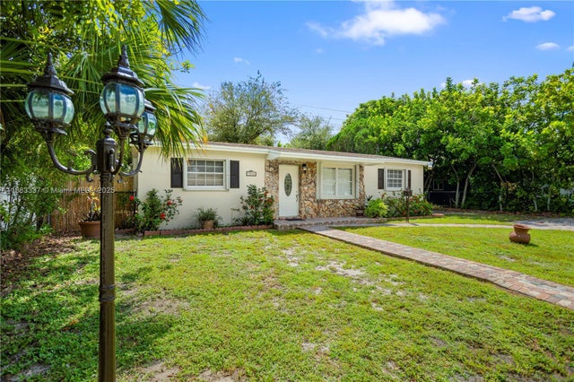 3 of 32 - N/A, Hollywood, FL