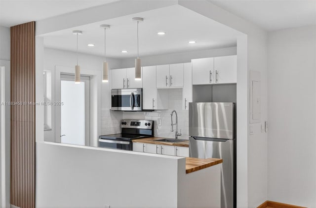 4 of 19 - 1334 Euclid Ave 10, Miami Beach, FL