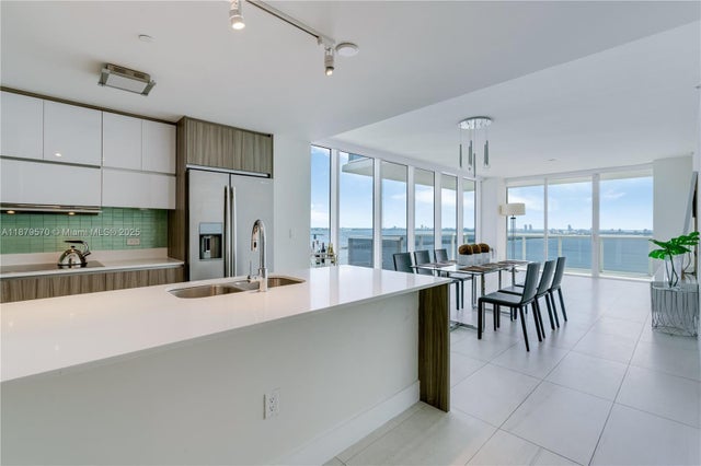 1 of 48 - 600 Ne 27th St 2801, Miami, FL