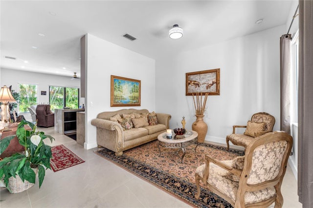 3 of 31 - 15977 Sw 141st St, Miami, FL