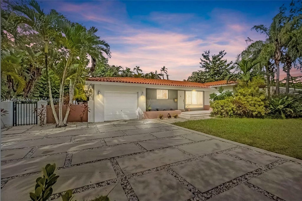 911 Mariana Ave, Coral Gables