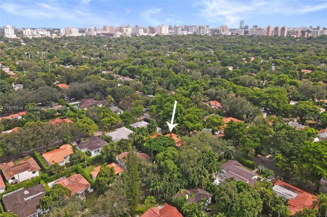4 of 35 - 911 Mariana Ave, Coral Gables, FL
