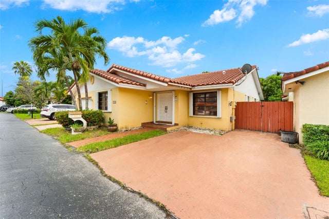 4 of 36 - 7480 Sw 114th Pl, Miami, FL