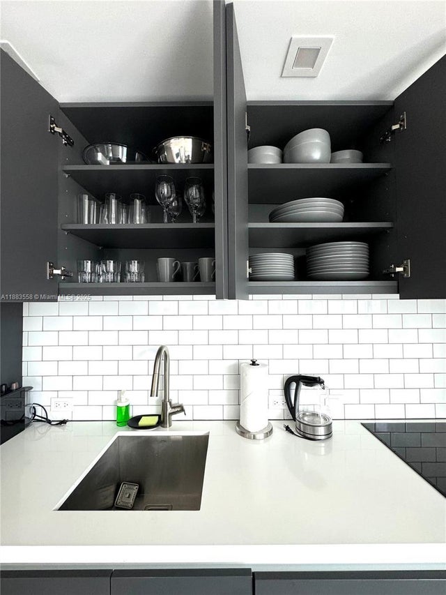 4 of 13 - 227 Ne 2nd St 2306, Miami, FL