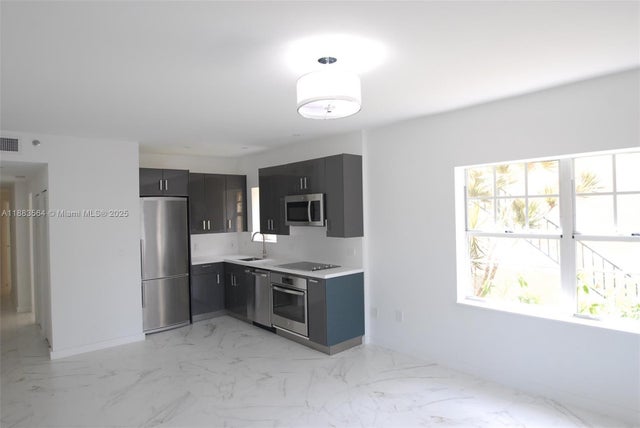 2 of 8 - 1255 Pennsylvania Ave 101, Miami Beach, FL