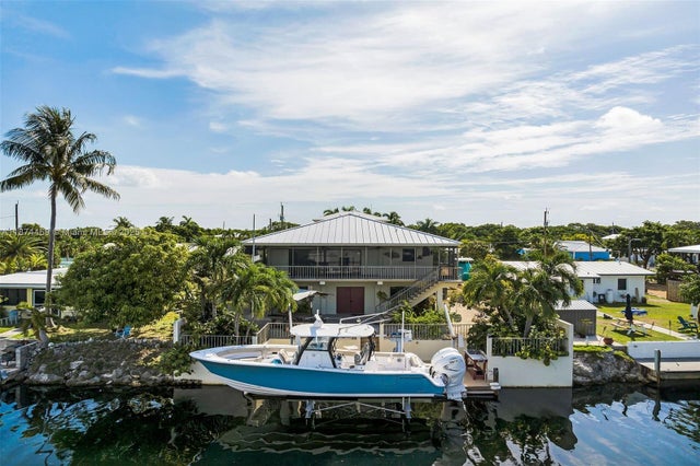 1 of 58 - 2663 E Yellowtail Ave, Marathon, FL