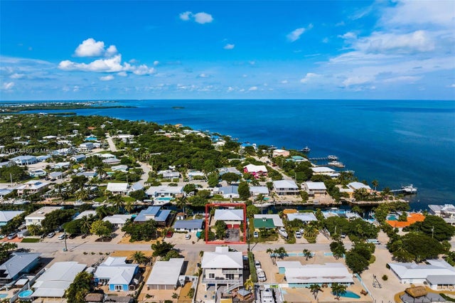 3 of 58 - 2663 E Yellowtail Ave, Marathon, FL
