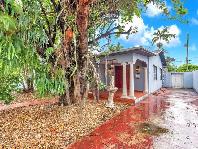 1 of 45 - 3680 Nw 16th St, Miami, FL
