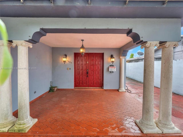 3 of 45 - 3680 Nw 16th St, Miami, FL