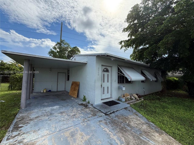 3 of 41 - 2960 Avenue F, Riviera Beach, FL