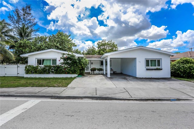1 of 28 - 3000 Hollywood Blvd, Hollywood, FL
