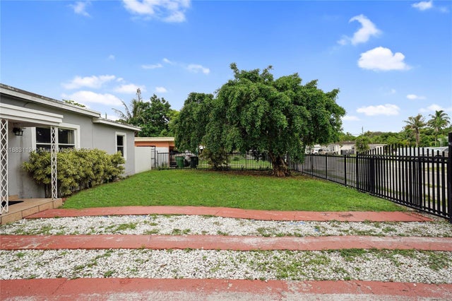 2 of 23 - 125 Nw 121st St, North Miami, FL