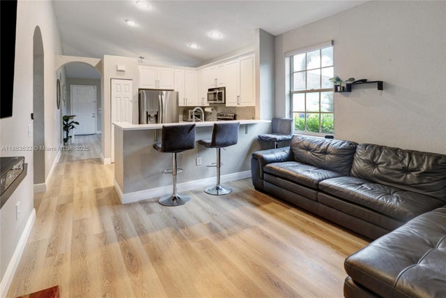 4 of 41 - 1706 Nw 78th Way, Pembroke Pines, FL