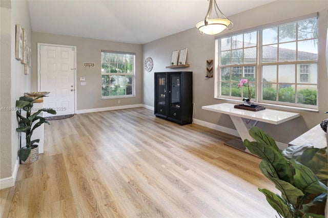 5 of 41 - 1706 Nw 78th Way, Pembroke Pines, FL
