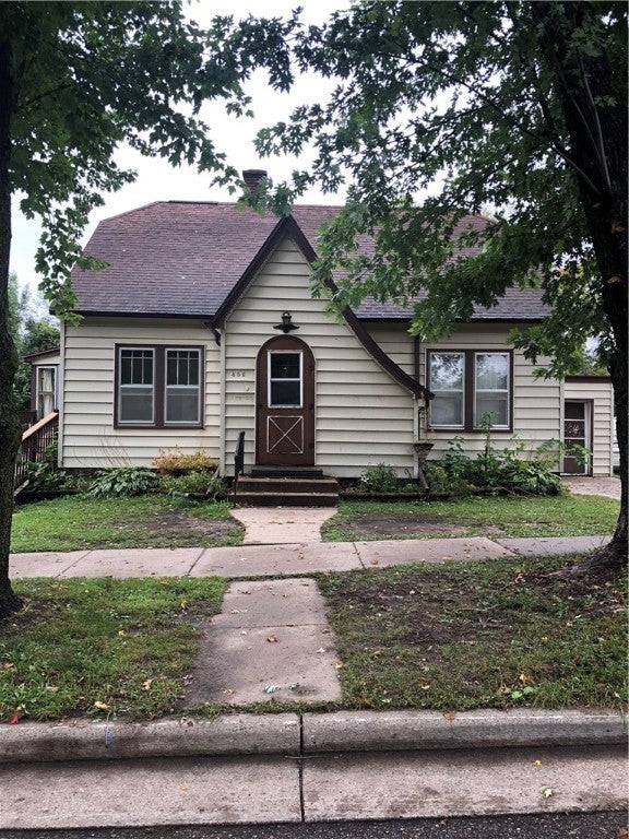 406 First Street, Durand