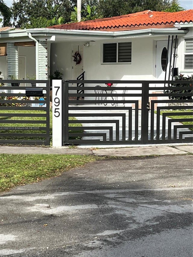 1 of 55 - 795 Ne 146 St, North Miami, FL