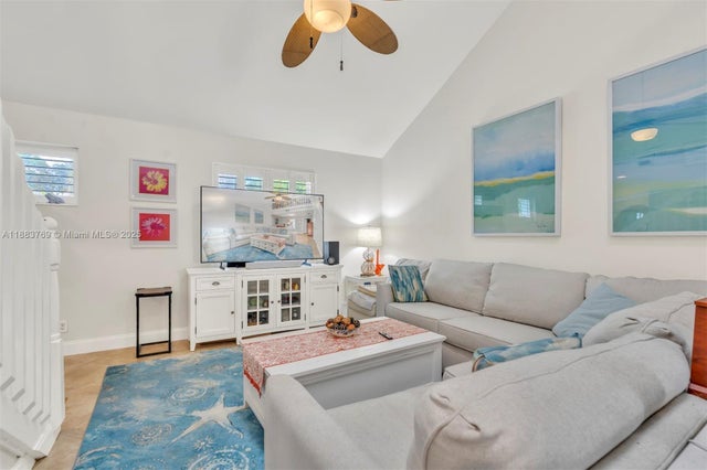 5 of 34 - 390 Se 2nd Ave J3, Deerfield Beach, FL