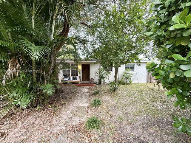 3 of 92 - 3611 Sw 36th St, West Park, FL