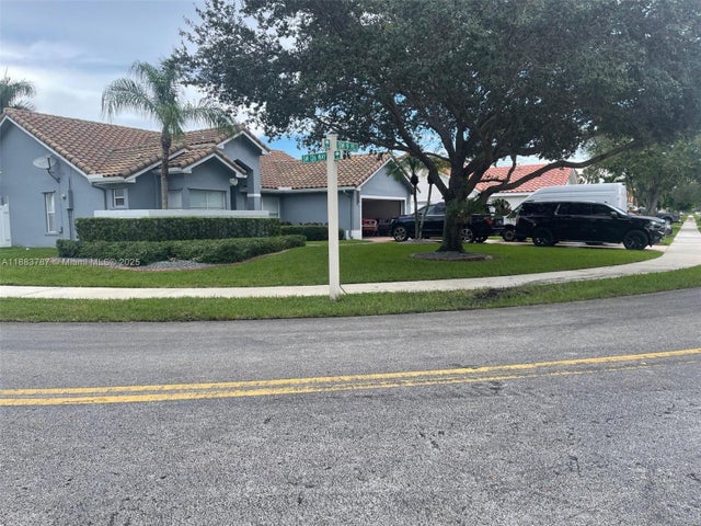 2 of 46 - 12645 Sw 9th Pl, Davie, FL