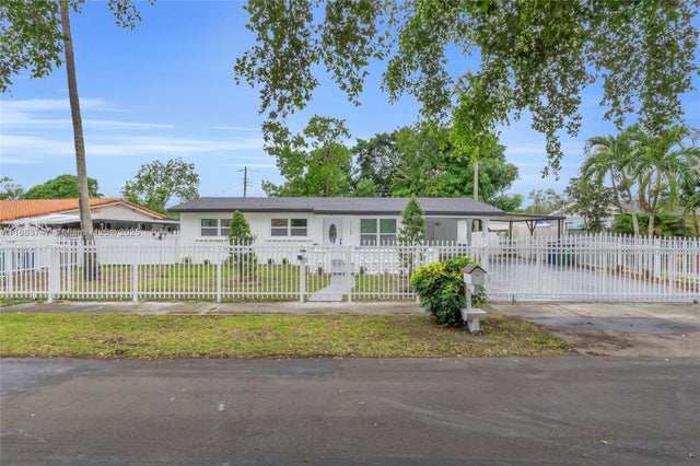 17130 Nw 51st Pl, Miami Gardens