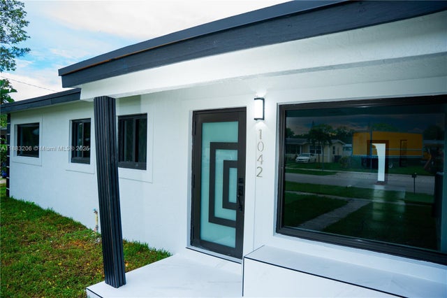 4 of 64 - 1042 Nw 13th St, Fort Lauderdale, FL