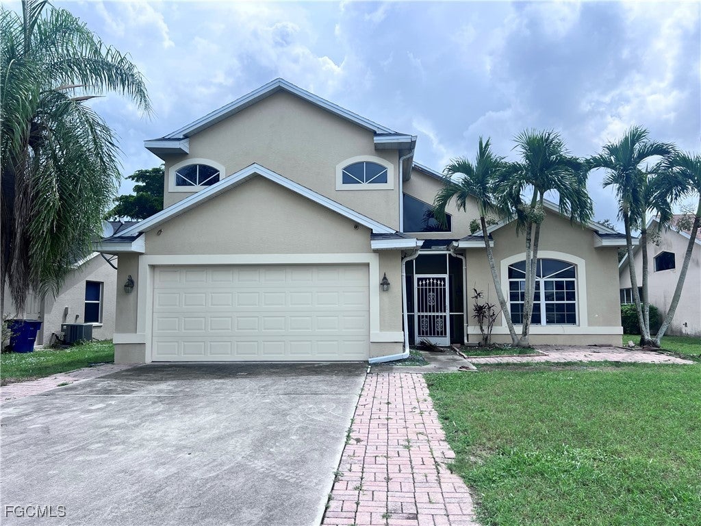 17961 Castle Harbor Dr, Fort Myers