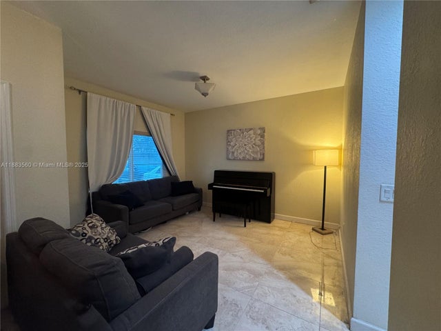 5 of 24 - 2161 Nw 54th Ave, Lauderhill, FL