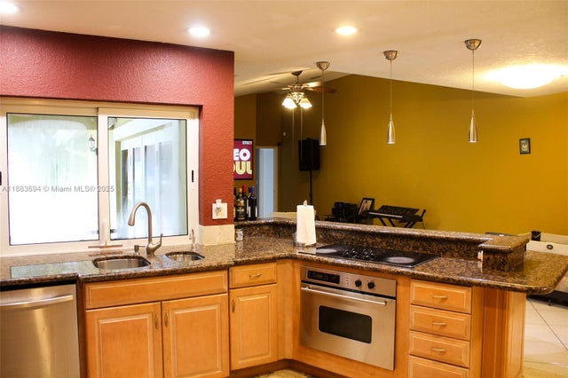 4 of 37 - 1086 Nw 113th Way, Coral Springs, FL