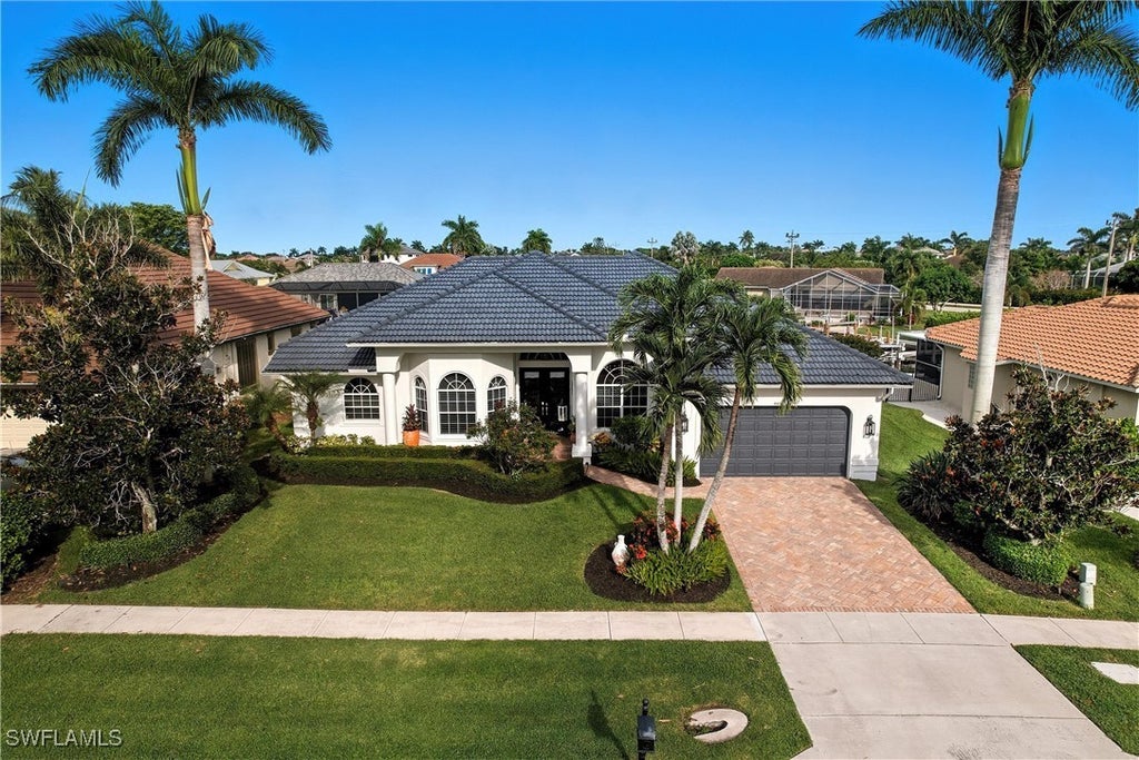 469 Persian Ct, Marco Island