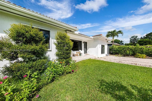 4 of 43 - 13710 Ne 1st Ave, Miami, FL