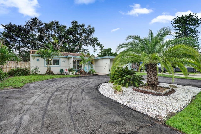 2 of 29 - 1110 Sw 32nd St, Fort Lauderdale, FL