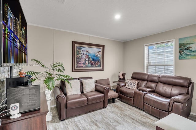 4 of 32 - 12850 W State Rd #1 Gardenia Ln, Davie, FL