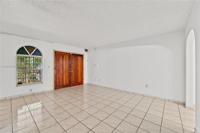 3 of 41 - 1712 Sw 13th St, Miami, FL