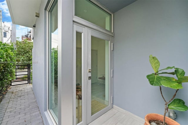 4 of 38 - 2926 Bird Avenue 1, Coconut Grove, FL