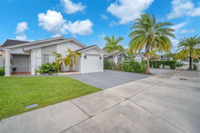 1 of 30 - 16834 Nw 70th Ave, Hialeah, FL