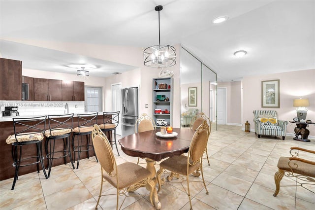 3 of 30 - 16834 Nw 70th Ave, Hialeah, FL