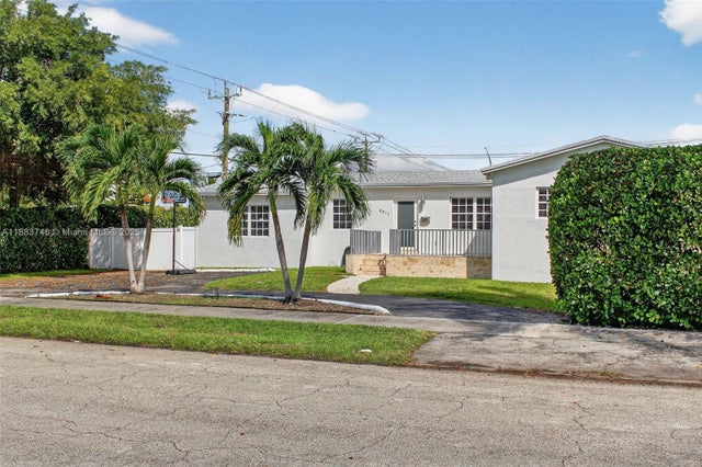 4 of 45 - 8371 Sw 32nd Ter, Miami, FL