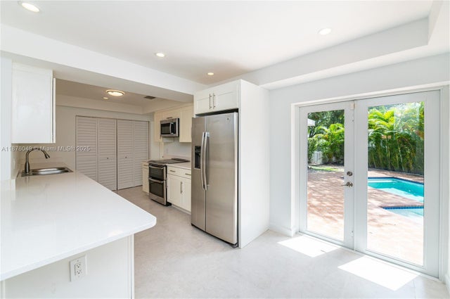 4 of 53 - 1820 Ferdinand St, Coral Gables, FL